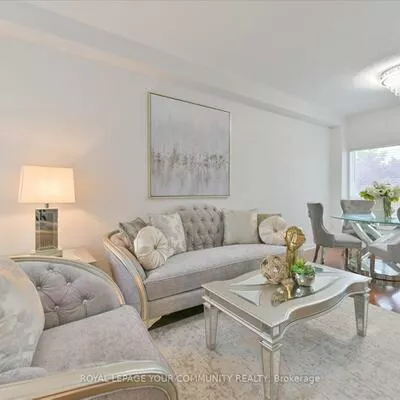 8, Highland, Bradford, Bradford West Gwillimbury