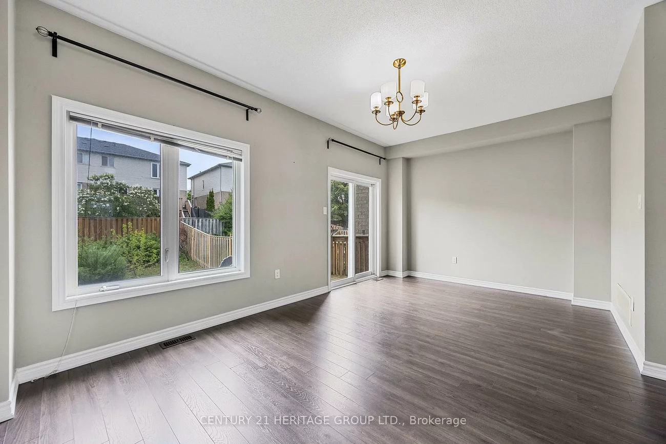 129, Taucar, Bradford, Bradford West Gwillimbury