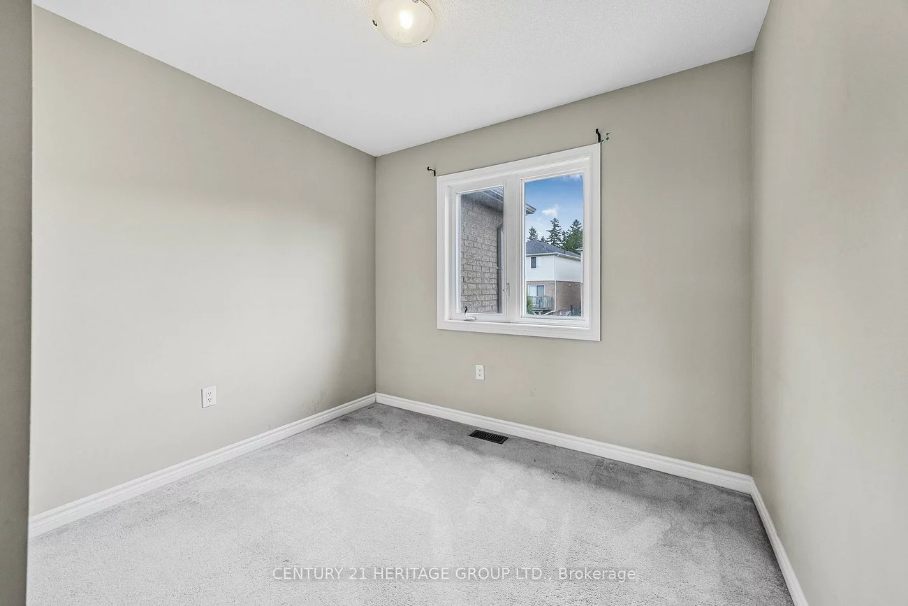 129, Taucar, Bradford, Bradford West Gwillimbury