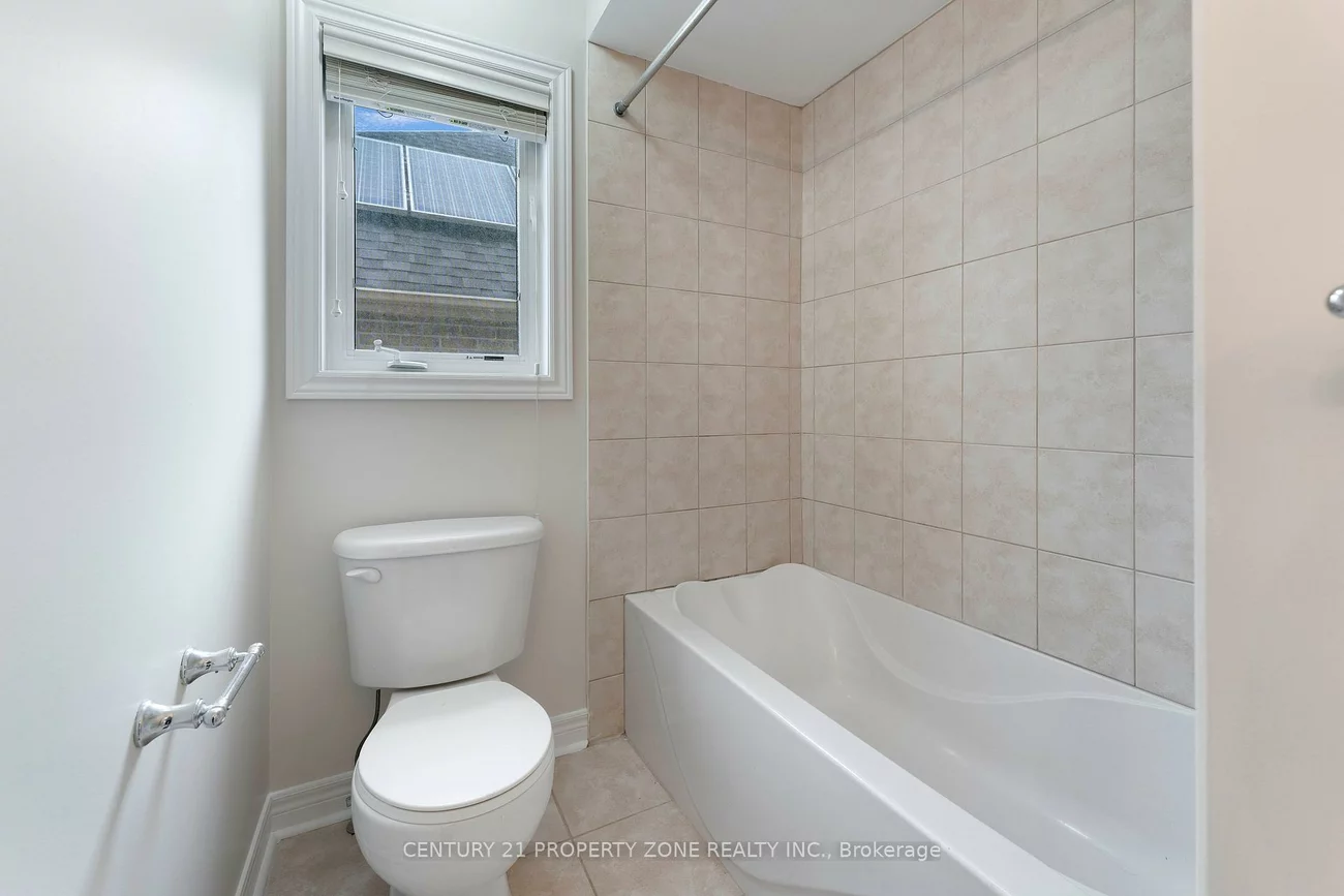 9, Booth, Bradford, Bradford West Gwillimbury
