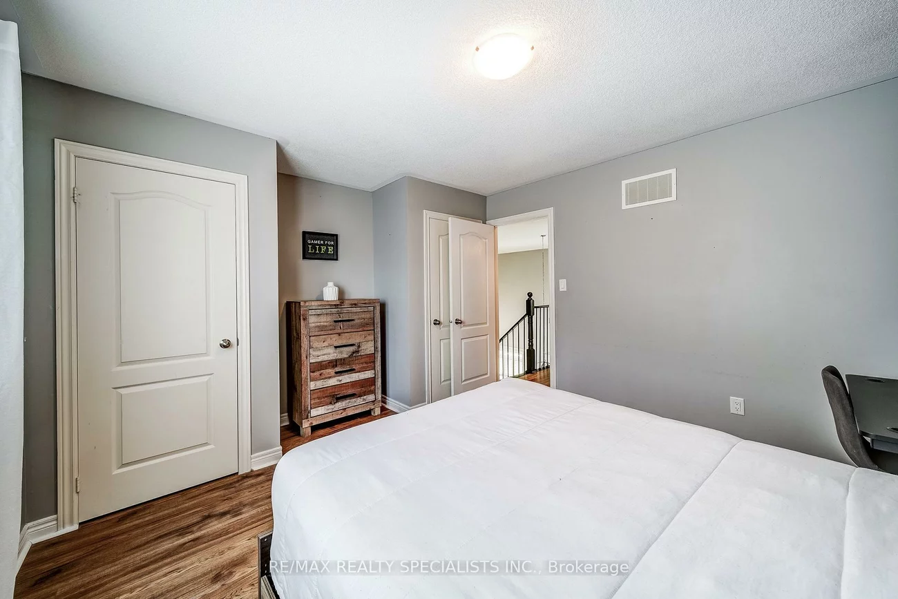 81, Corwin, Bradford, Bradford West Gwillimbury