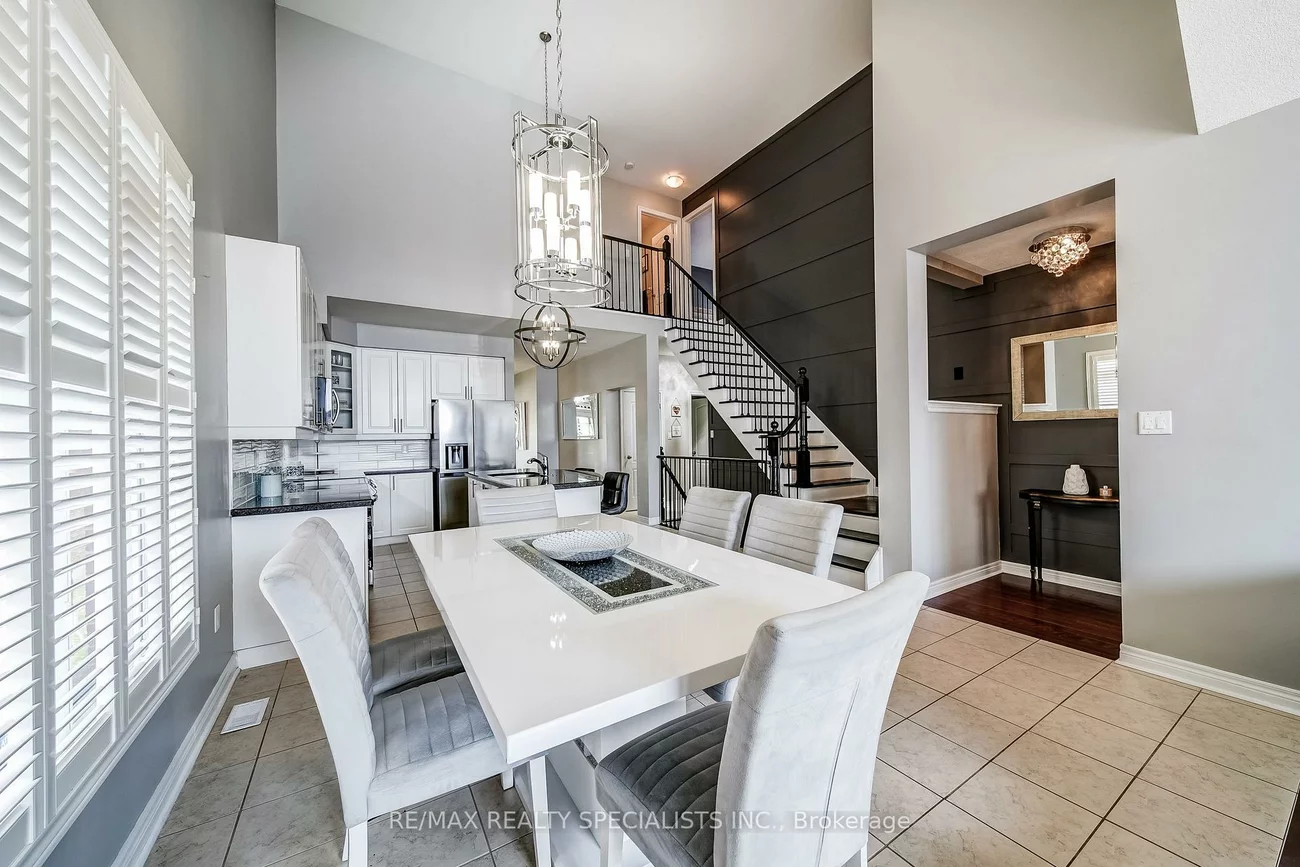 81, Corwin, Bradford, Bradford West Gwillimbury