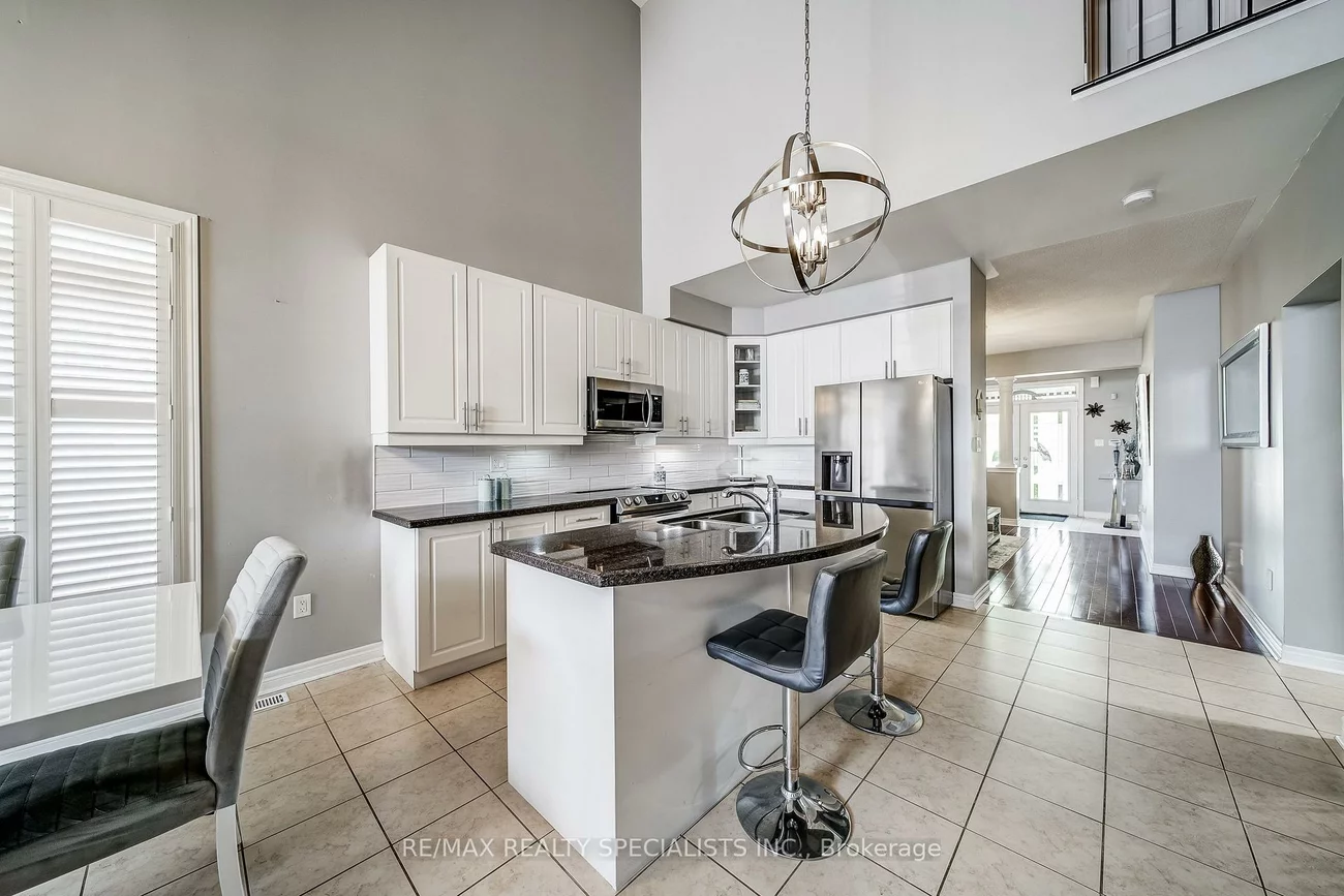 81, Corwin, Bradford, Bradford West Gwillimbury