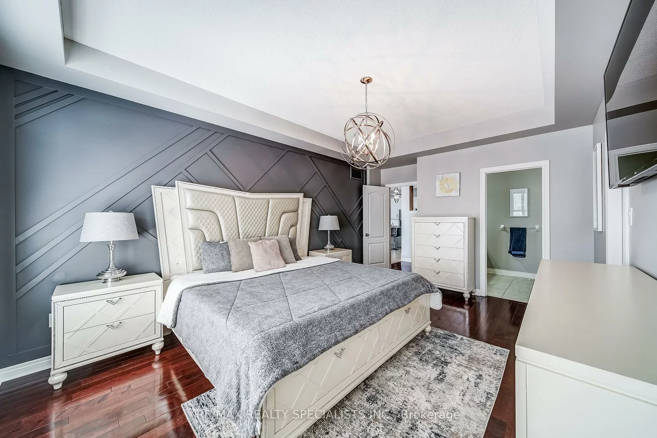 81, Corwin, Bradford, Bradford West Gwillimbury