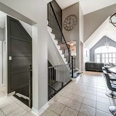 81, Corwin, Bradford, Bradford West Gwillimbury