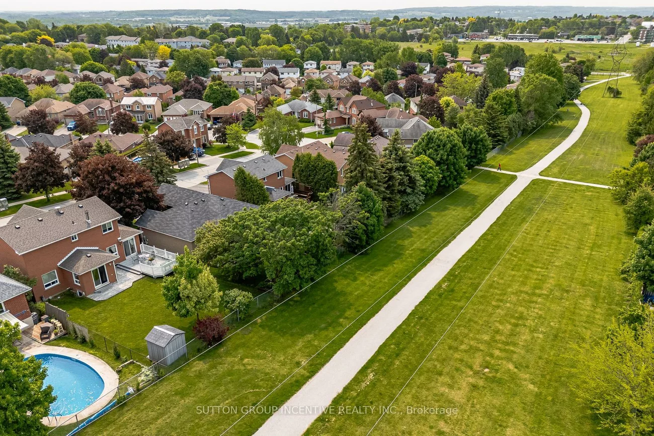47, Mills, Bradford, Bradford West Gwillimbury