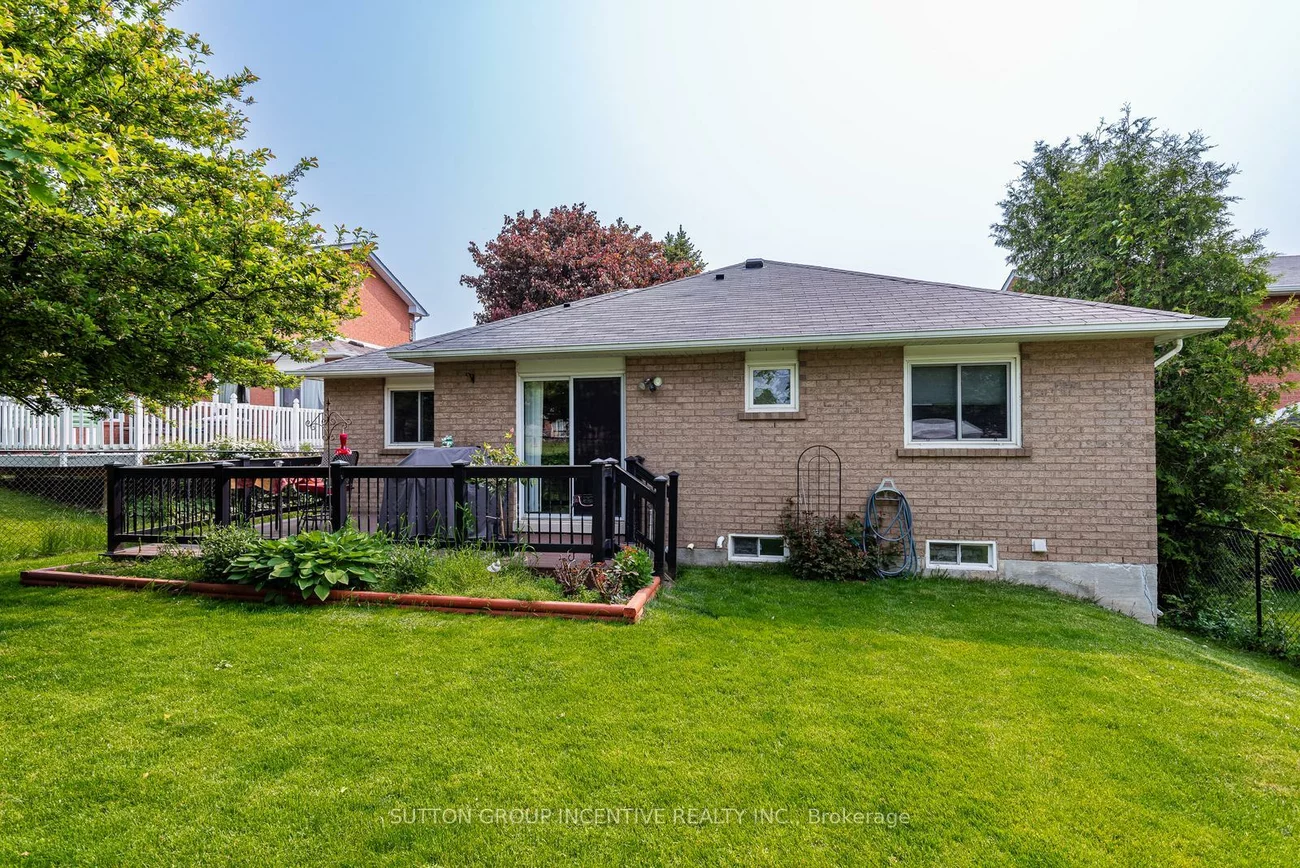 47, Mills, Bradford, Bradford West Gwillimbury
