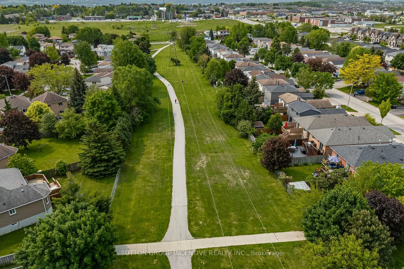 47, Mills, Bradford, Bradford West Gwillimbury