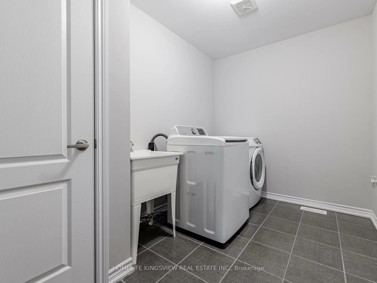 105, Hopkins, Bradford, Bradford West Gwillimbury
