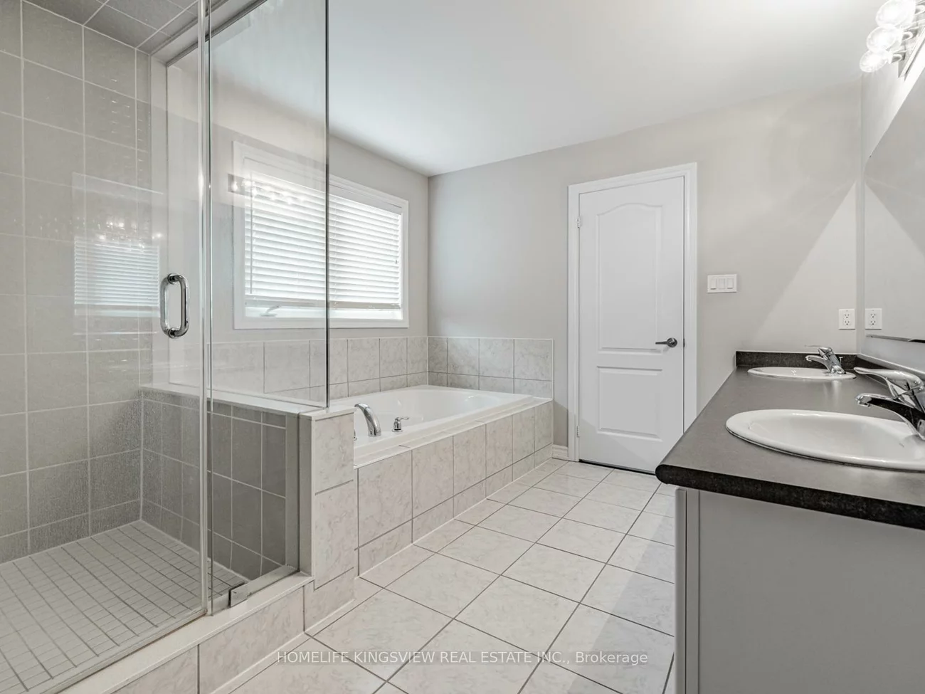 105, Hopkins, Bradford, Bradford West Gwillimbury
