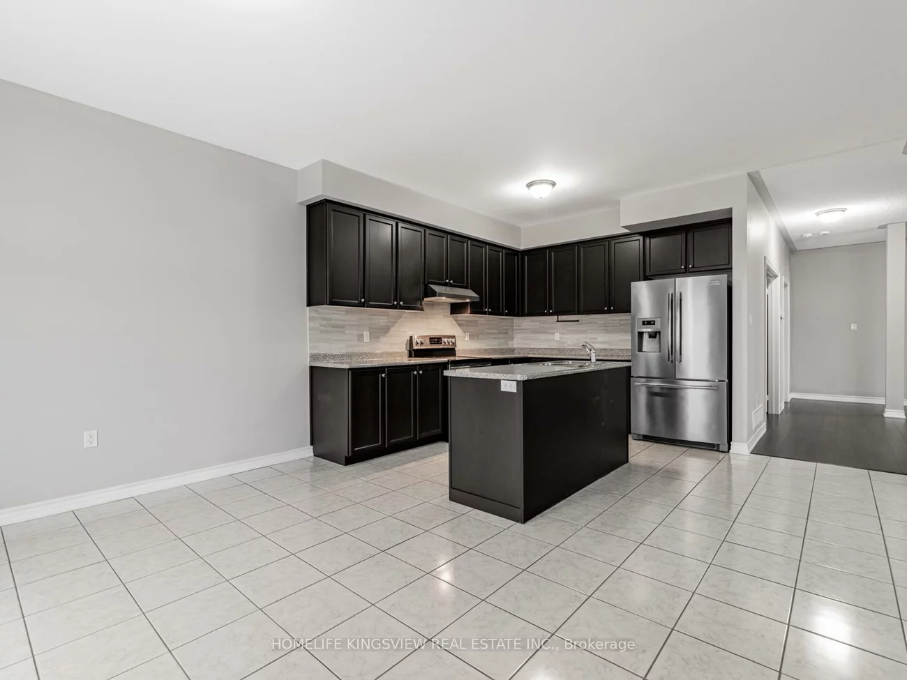 105, Hopkins, Bradford, Bradford West Gwillimbury