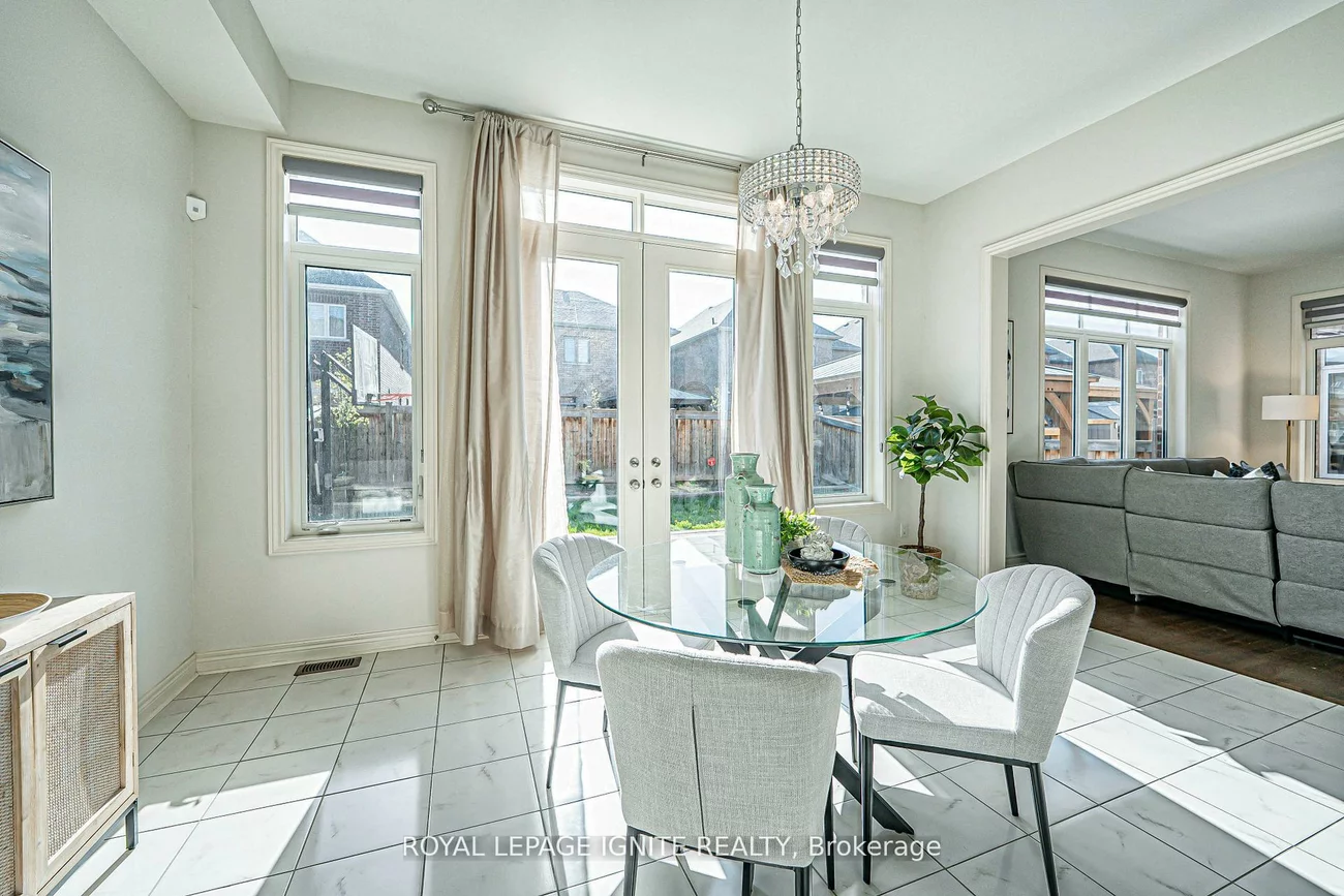 28, Lewis, Bradford, Bradford West Gwillimbury