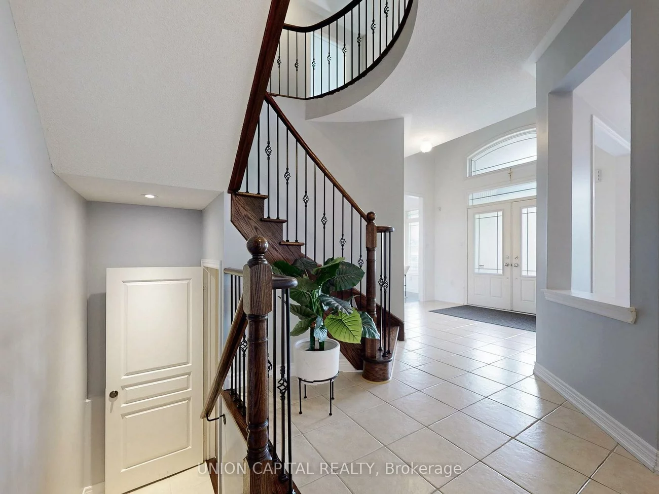 83, Mooney, Bradford, Bradford West Gwillimbury