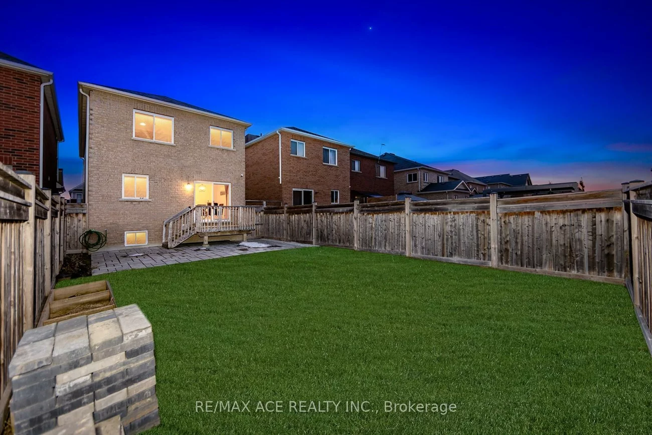 120, Rutherford, Bradford, Bradford West Gwillimbury
