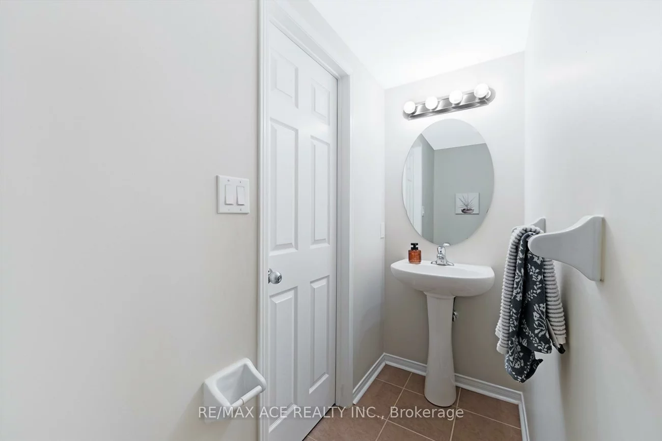 120, Rutherford, Bradford, Bradford West Gwillimbury