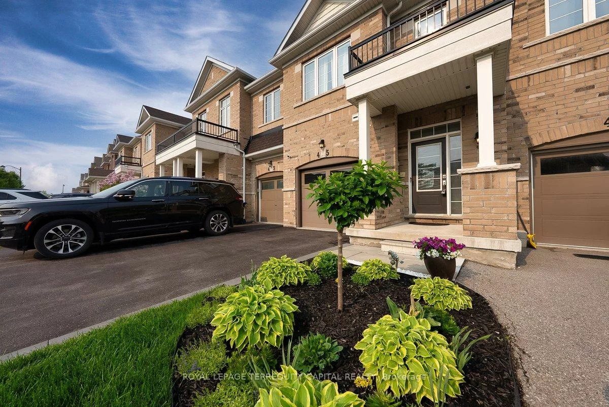 45, Webb, Bradford, Bradford West Gwillimbury