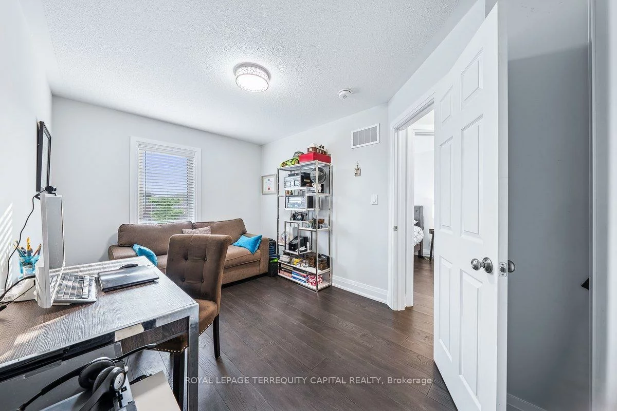 45, Webb, Bradford, Bradford West Gwillimbury