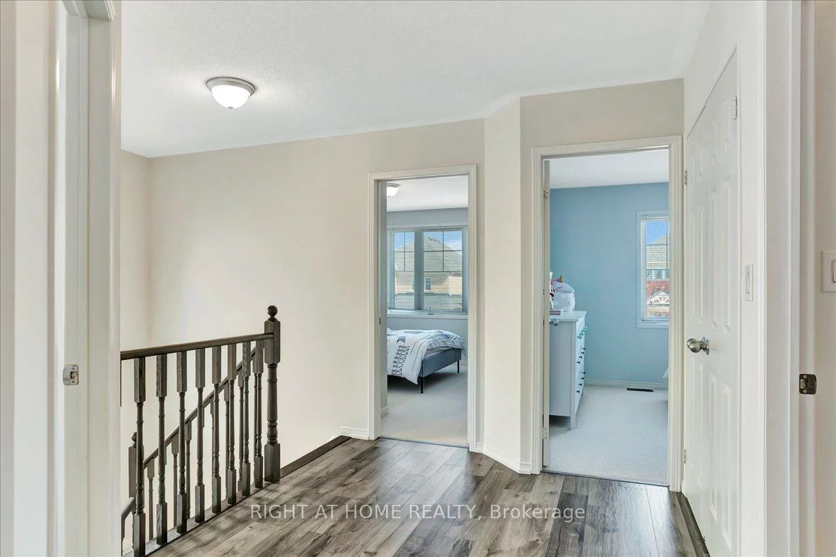 10, Liberty, Bradford, Bradford West Gwillimbury