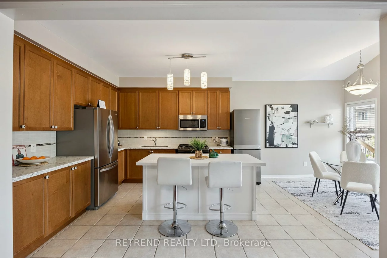 26, Booth, Bradford, Bradford West Gwillimbury
