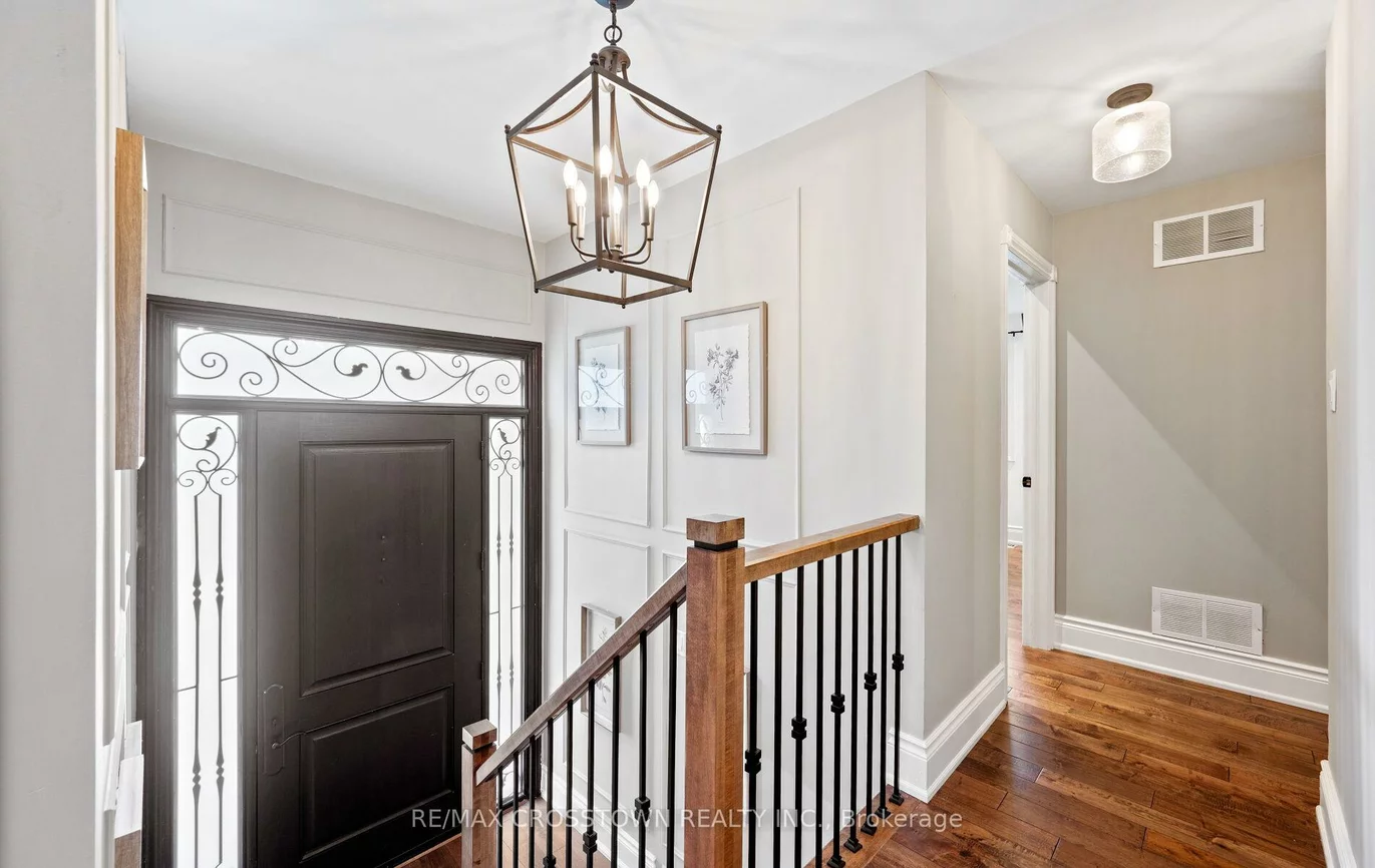 20, Compton, Bradford, Bradford West Gwillimbury