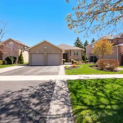 20, Compton, Bradford, Bradford West Gwillimbury