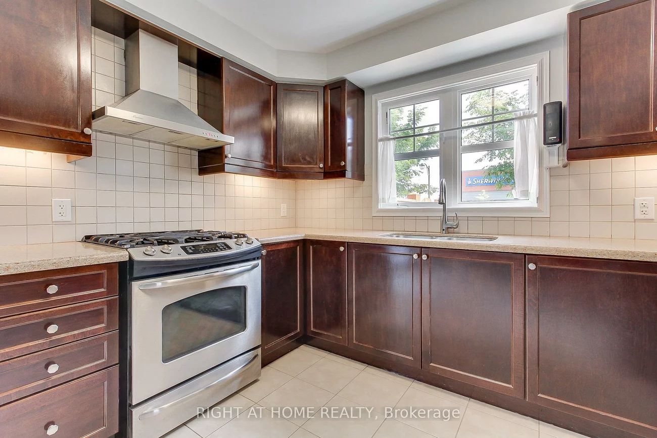 468, Langford, Bradford, Bradford West Gwillimbury