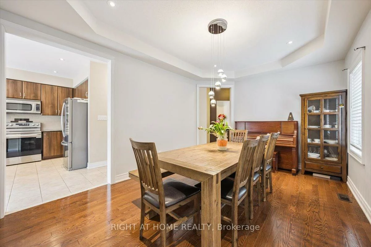 166, Gardiner, Bradford, Bradford West Gwillimbury