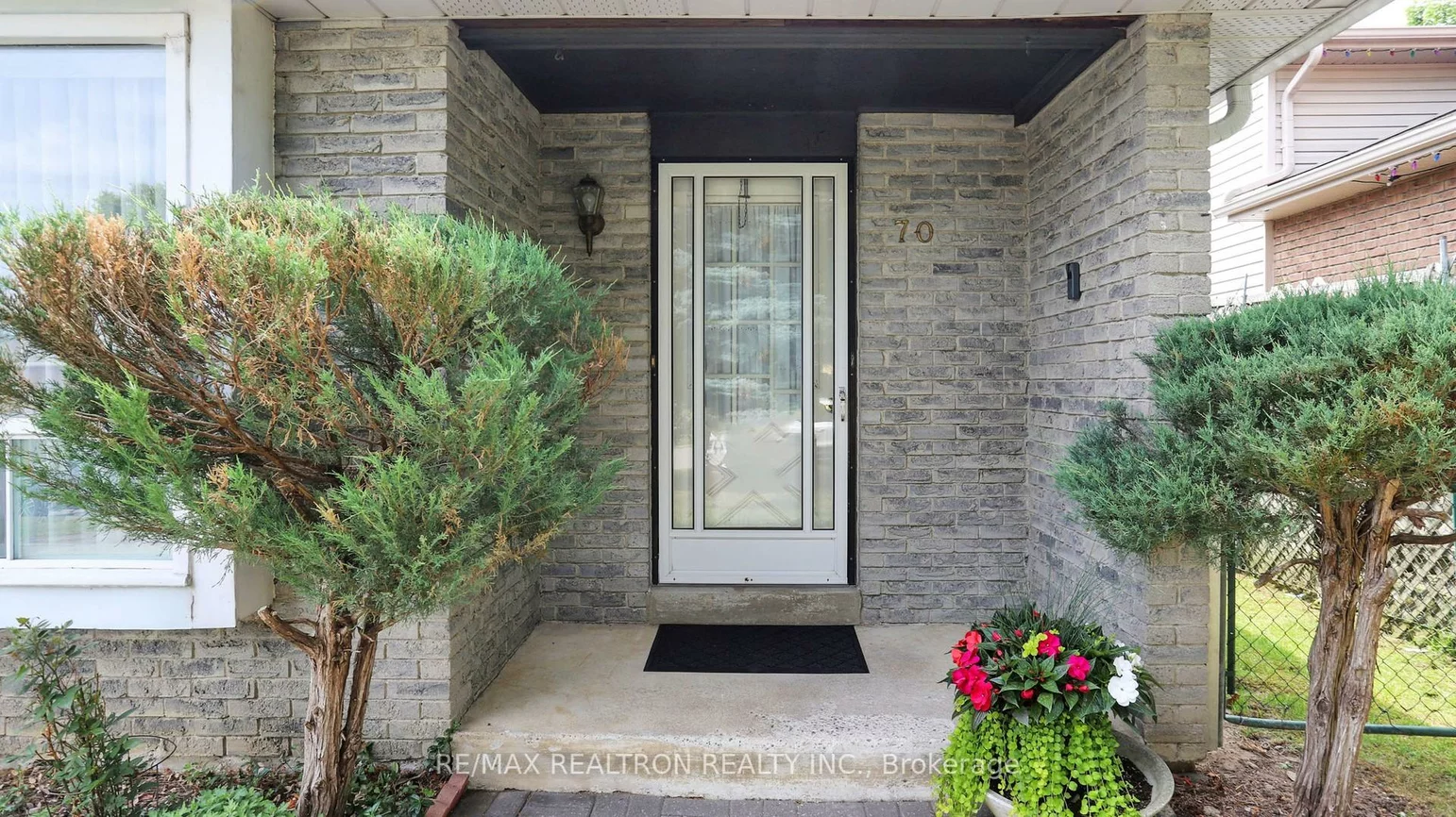 70, Porter, Bradford, Bradford West Gwillimbury
