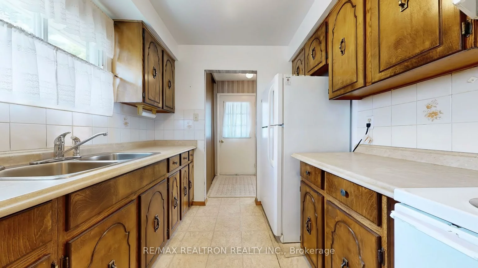 70, Porter, Bradford, Bradford West Gwillimbury