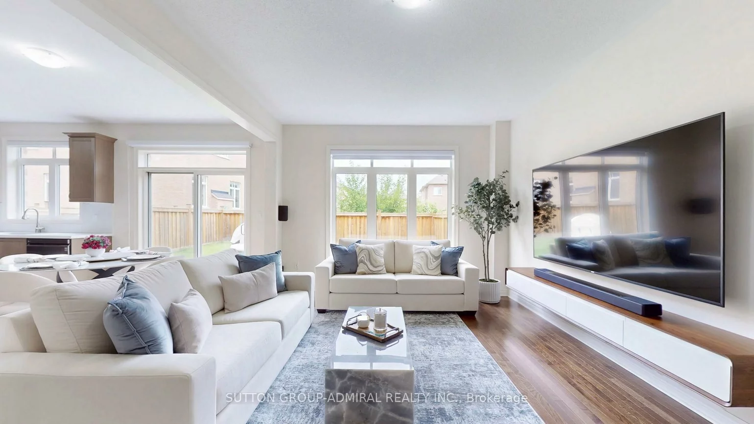 219, Inverness, Bradford, Bradford West Gwillimbury