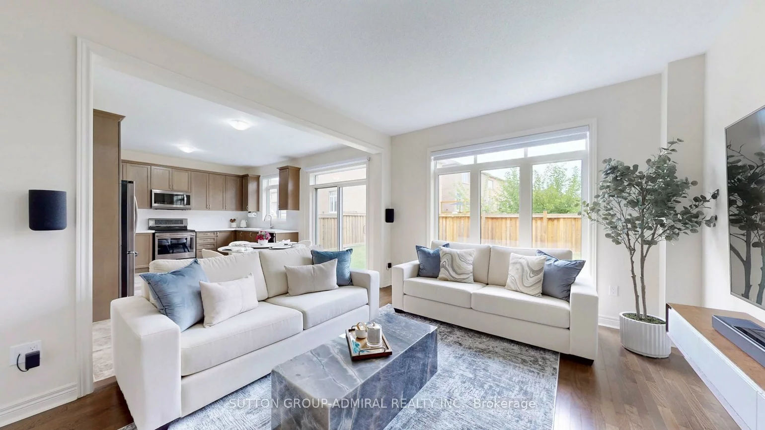 219, Inverness, Bradford, Bradford West Gwillimbury