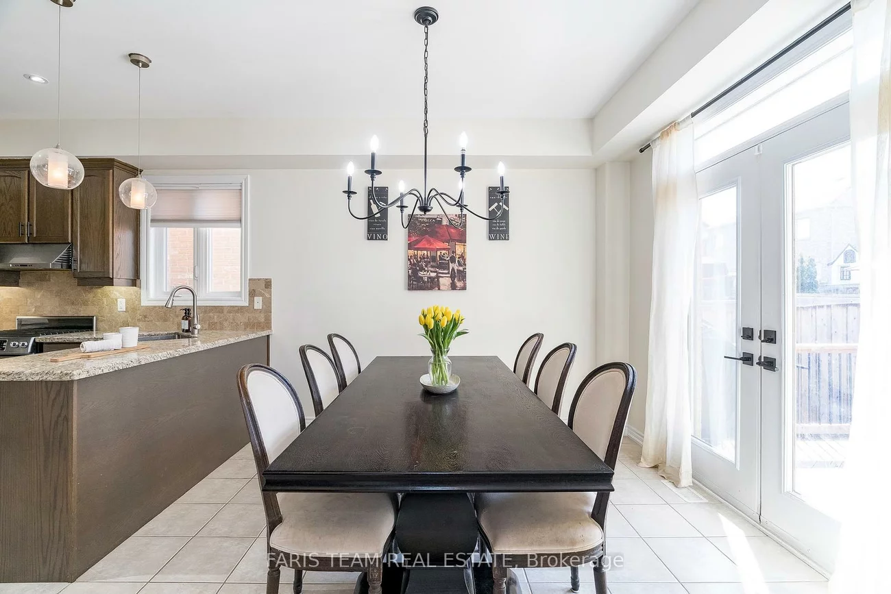82, Weir, Bradford, Bradford West Gwillimbury