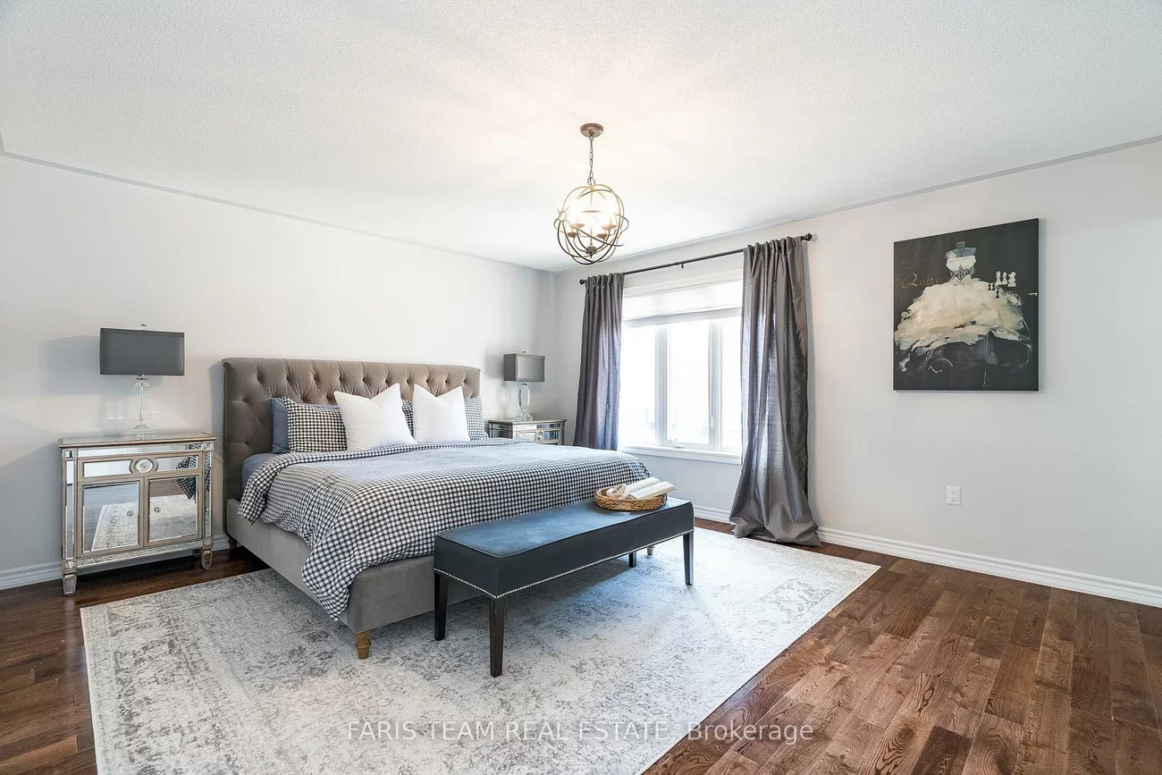 82, Weir, Bradford, Bradford West Gwillimbury