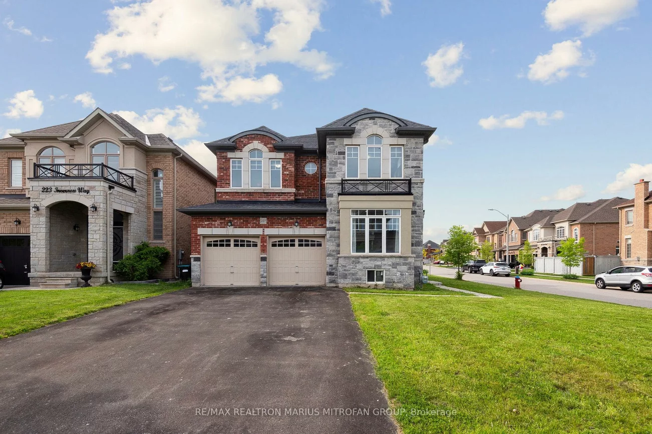 227, Inverness, Bradford, Bradford West Gwillimbury
