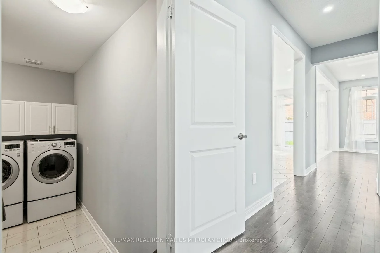 227, Inverness, Bradford, Bradford West Gwillimbury