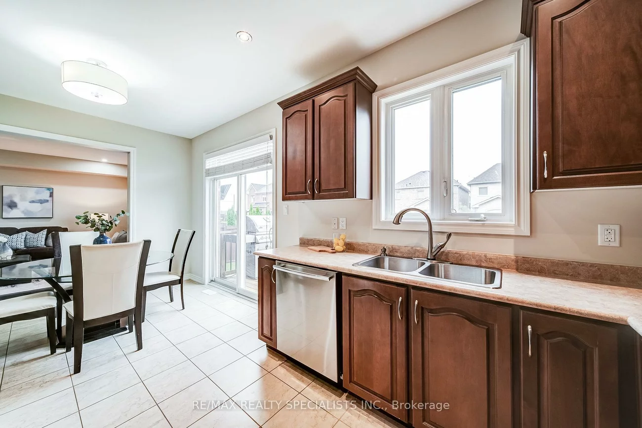 67, Faris, Bradford, Bradford West Gwillimbury