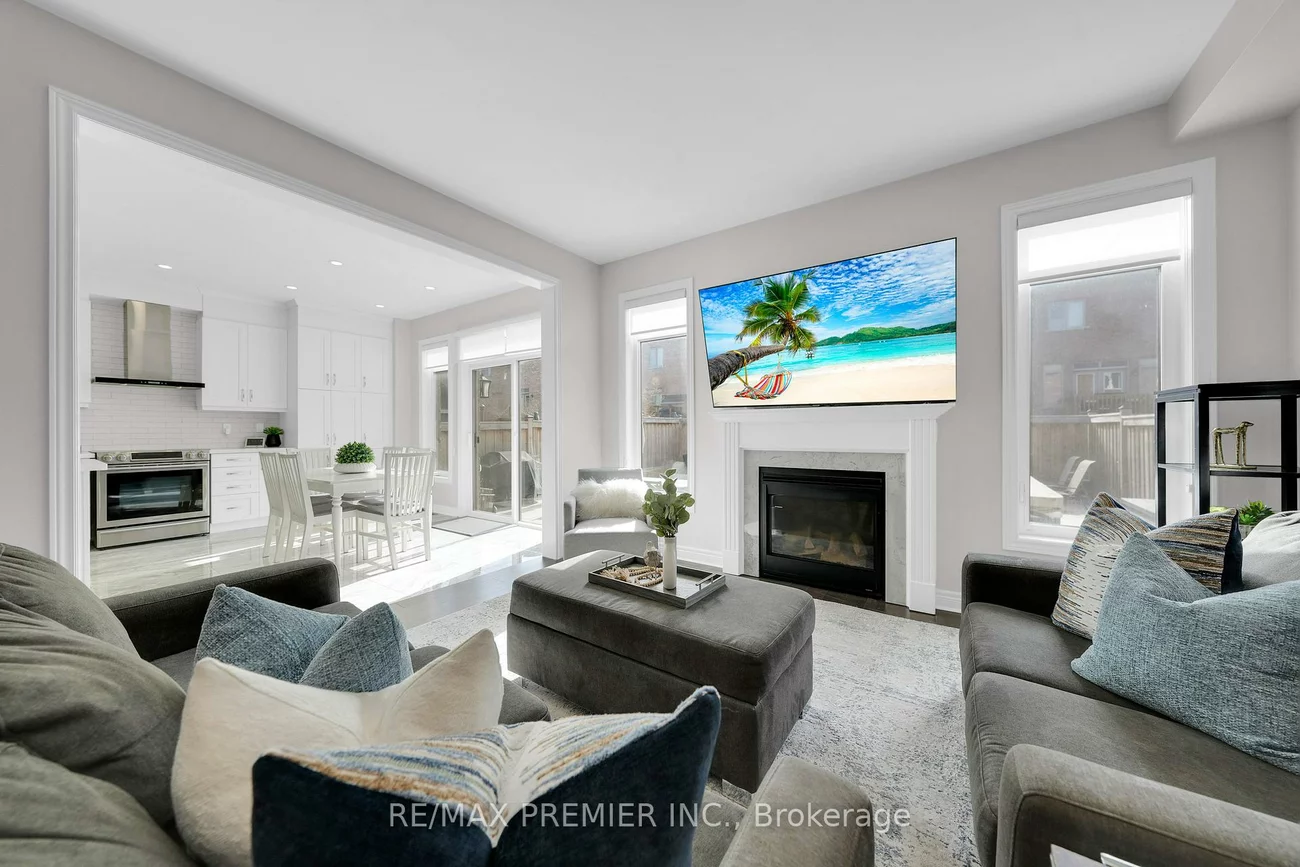 297, Inverness, Bradford, Bradford West Gwillimbury