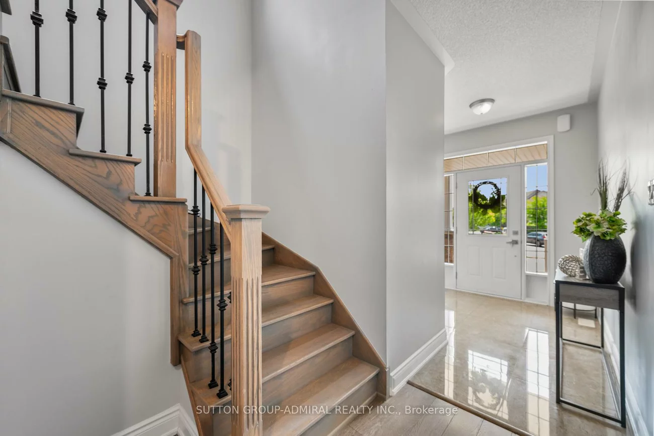 186, Romanelli, Bradford, Bradford West Gwillimbury