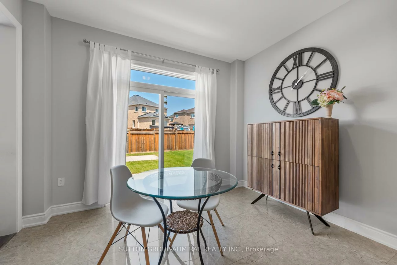 186, Romanelli, Bradford, Bradford West Gwillimbury