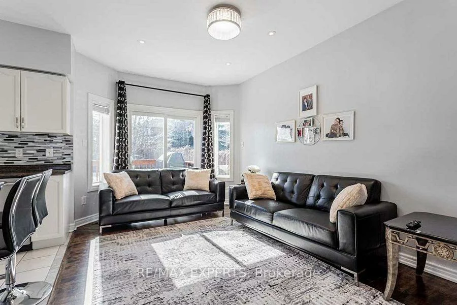 4, Depeuter, Bradford, Bradford West Gwillimbury