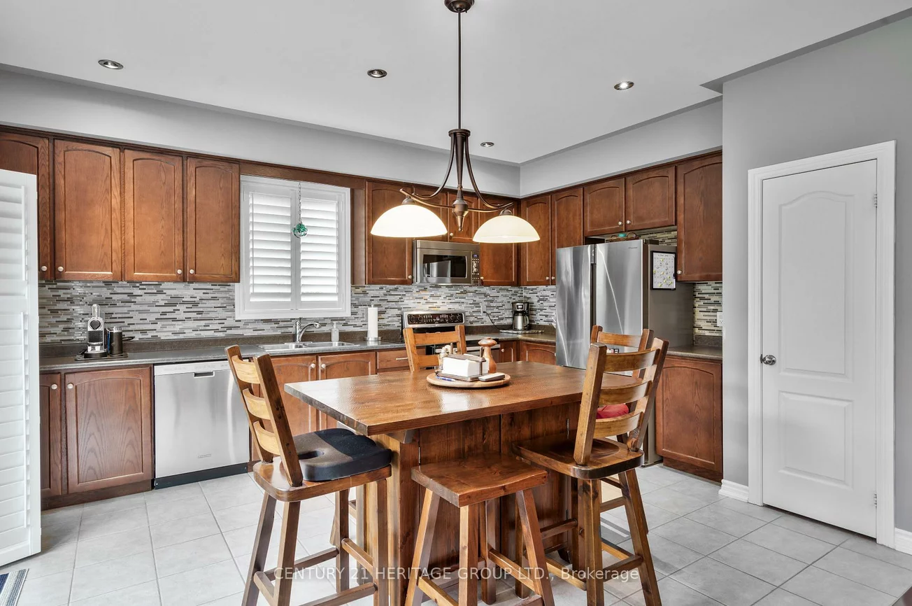 97, Faris, Bradford, Bradford West Gwillimbury