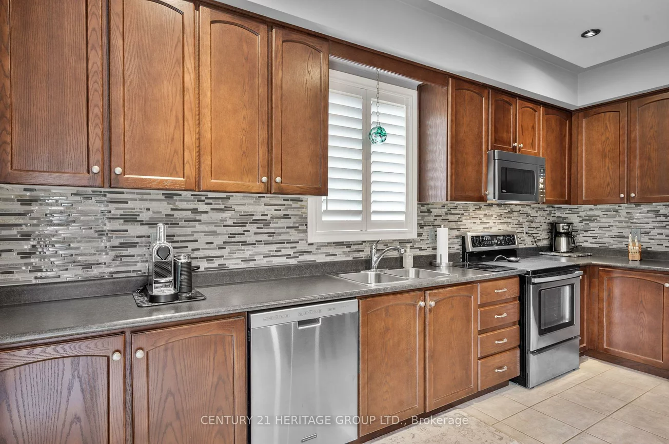 97, Faris, Bradford, Bradford West Gwillimbury
