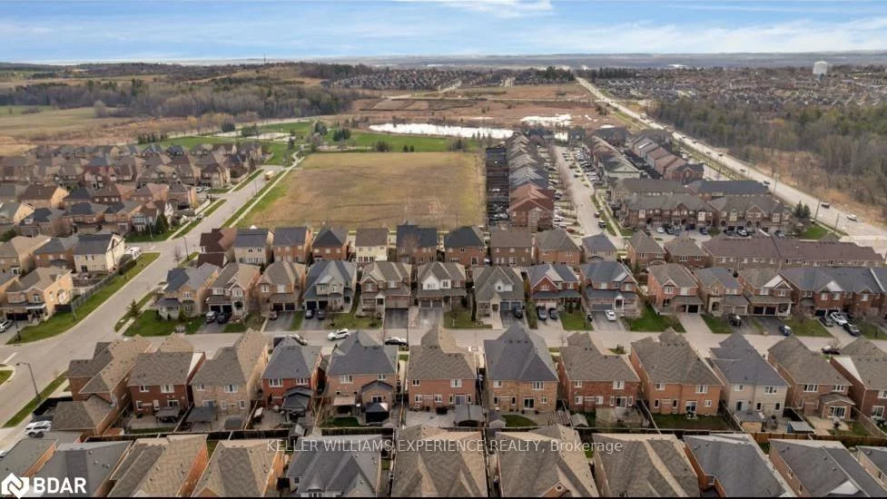 23, Mccann, Bradford, Bradford West Gwillimbury
