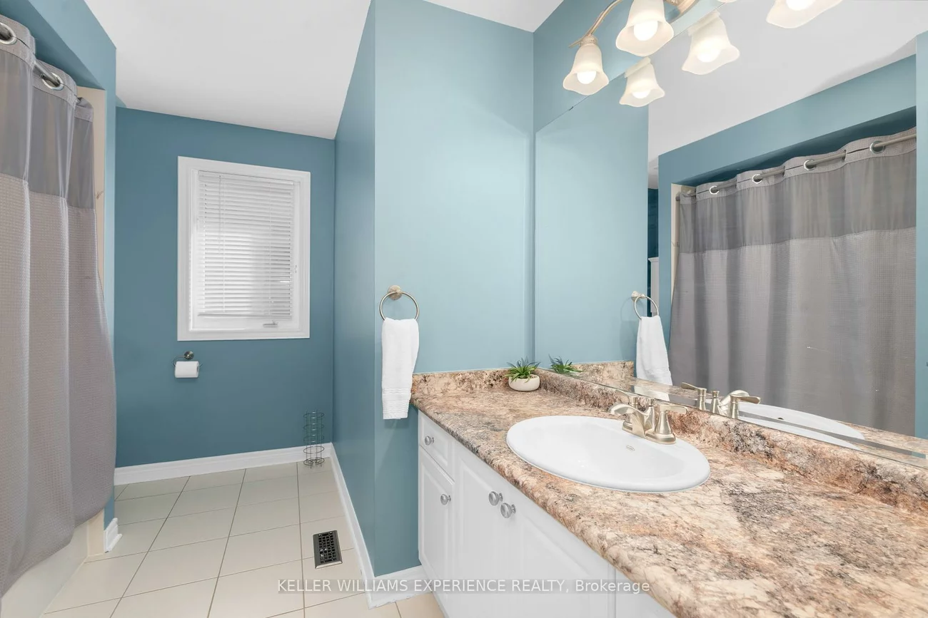 23, Mccann, Bradford, Bradford West Gwillimbury
