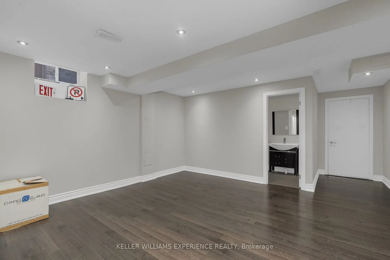 23, Mccann, Bradford, Bradford West Gwillimbury