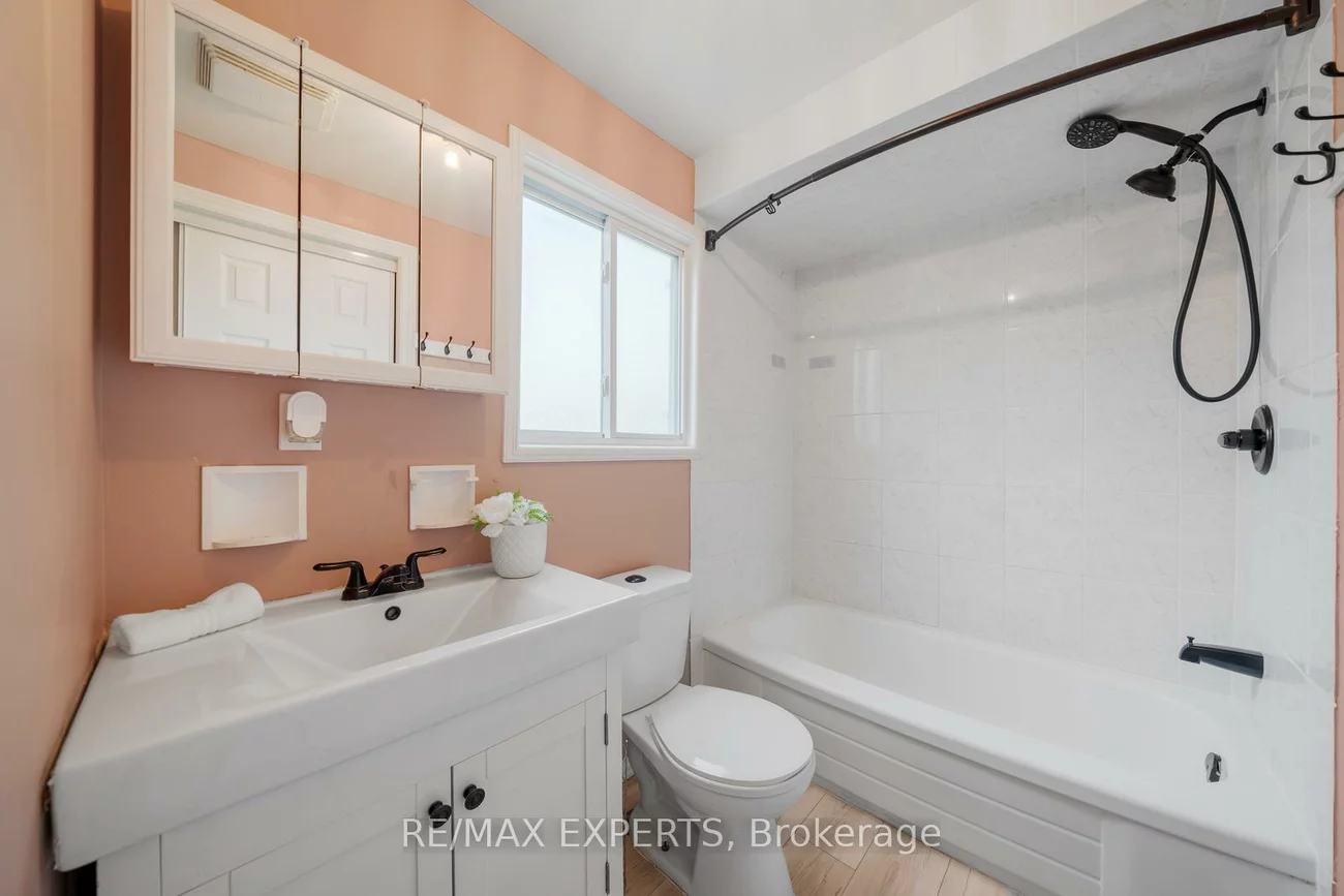 17, PATRICIAN, Bradford, Bradford West Gwillimbury