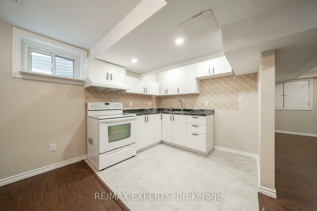 17, PATRICIAN, Bradford, Bradford West Gwillimbury