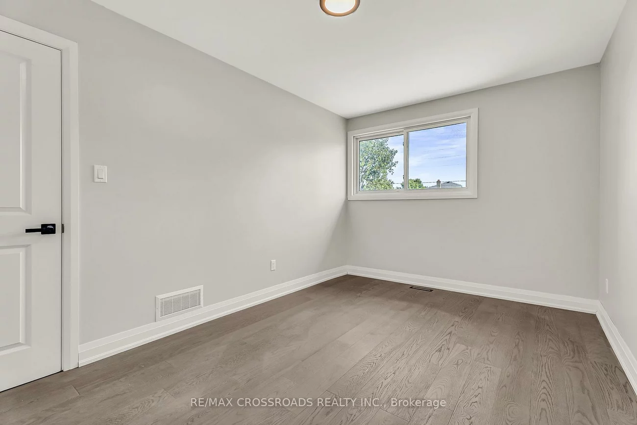 2320, Line 8, Bradford, Bradford West Gwillimbury