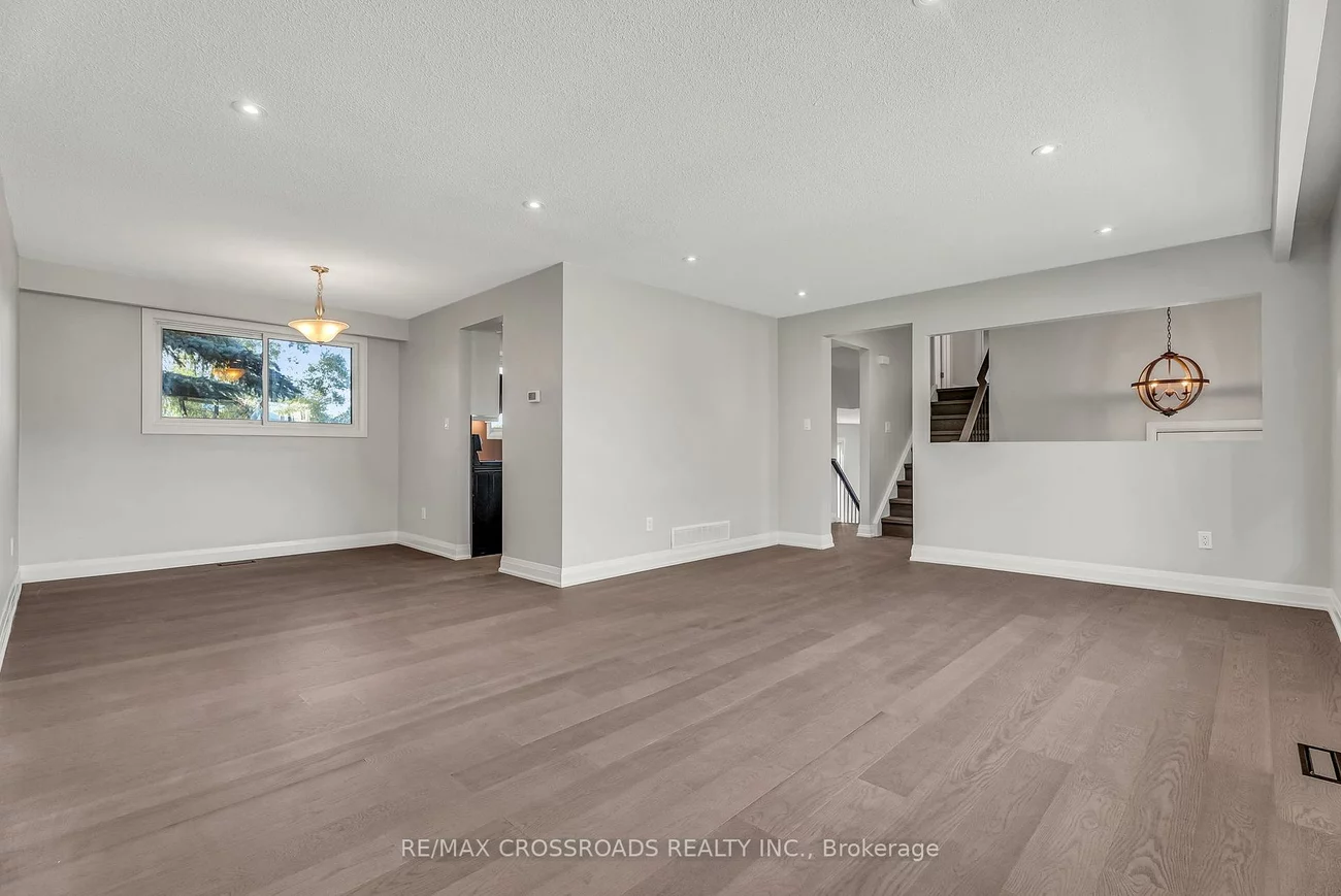 2320, Line 8, Bradford, Bradford West Gwillimbury