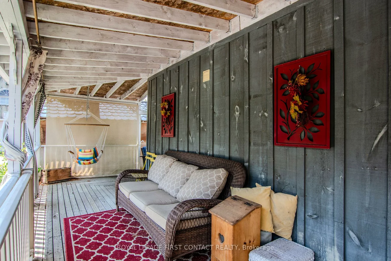 220, Barrie, Bradford, Bradford West Gwillimbury